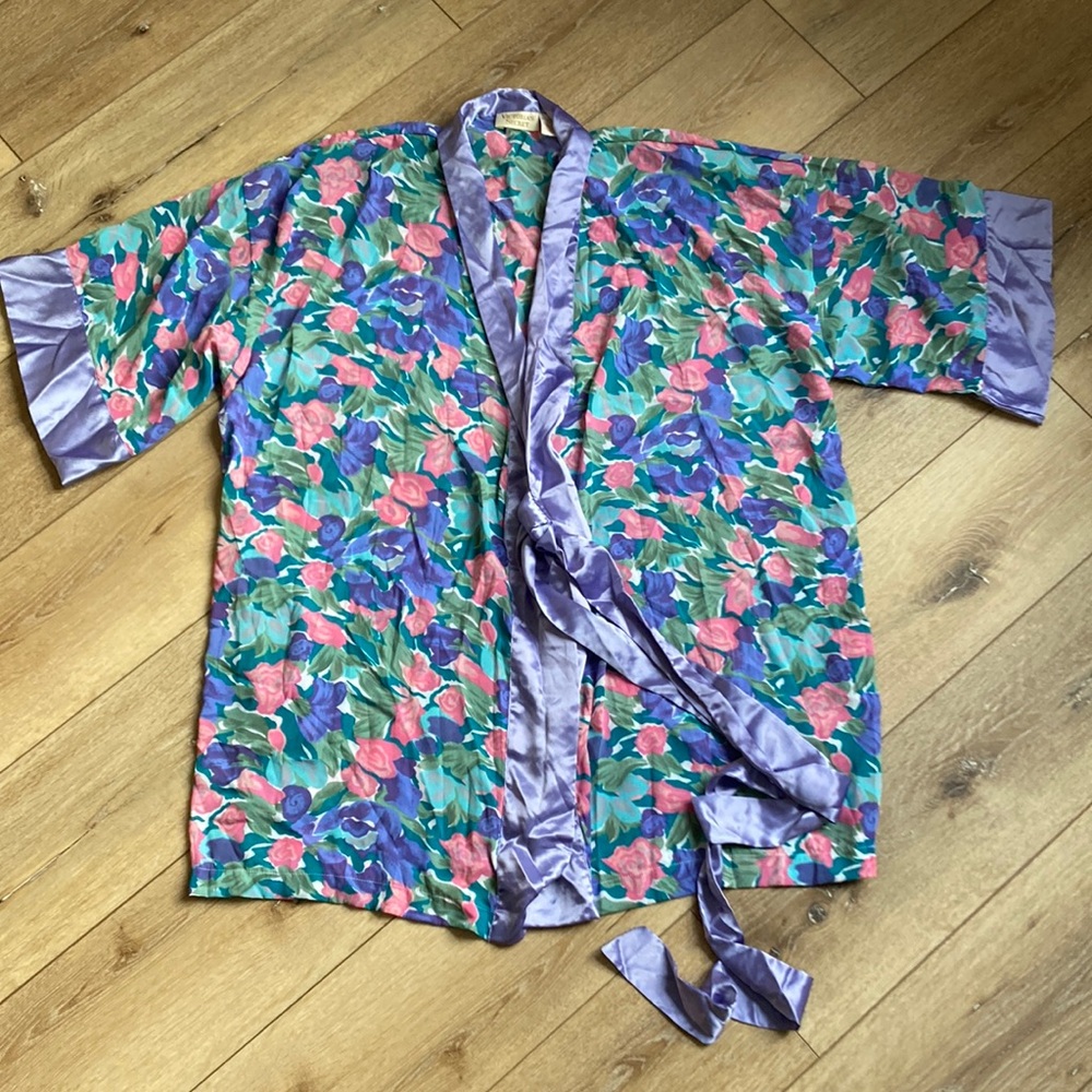 Vintage Gold Label VICTORIA SECRET Robe 80s Floral Kimono Sissy ~ One Si…